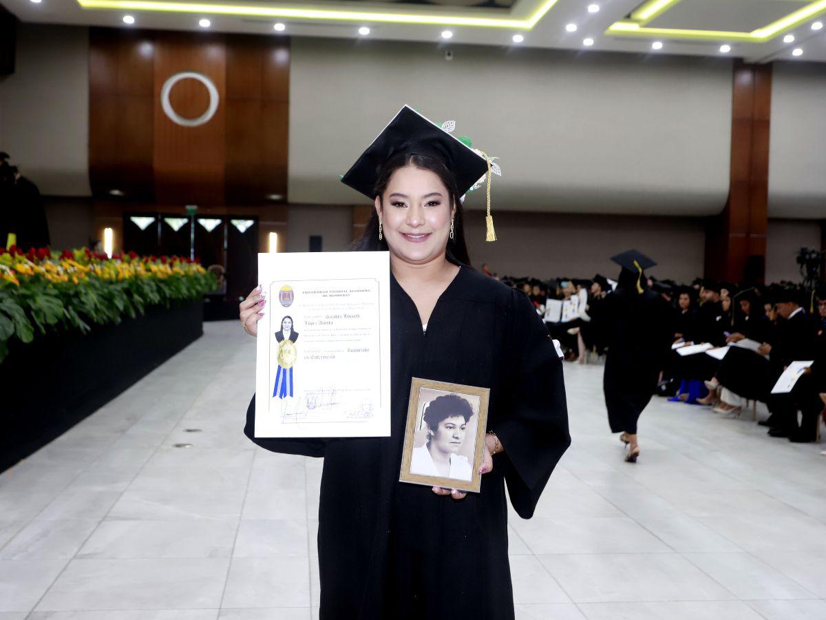 Así se vivió la ceremonia de graduación de Unah-Cortés