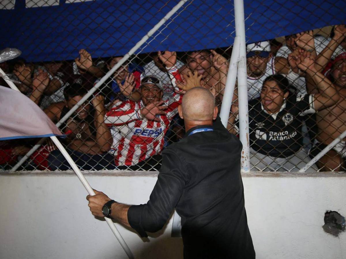 Olimpia celebra la Copa 40, Espinel como nunca antes visto y gesto de Marathón