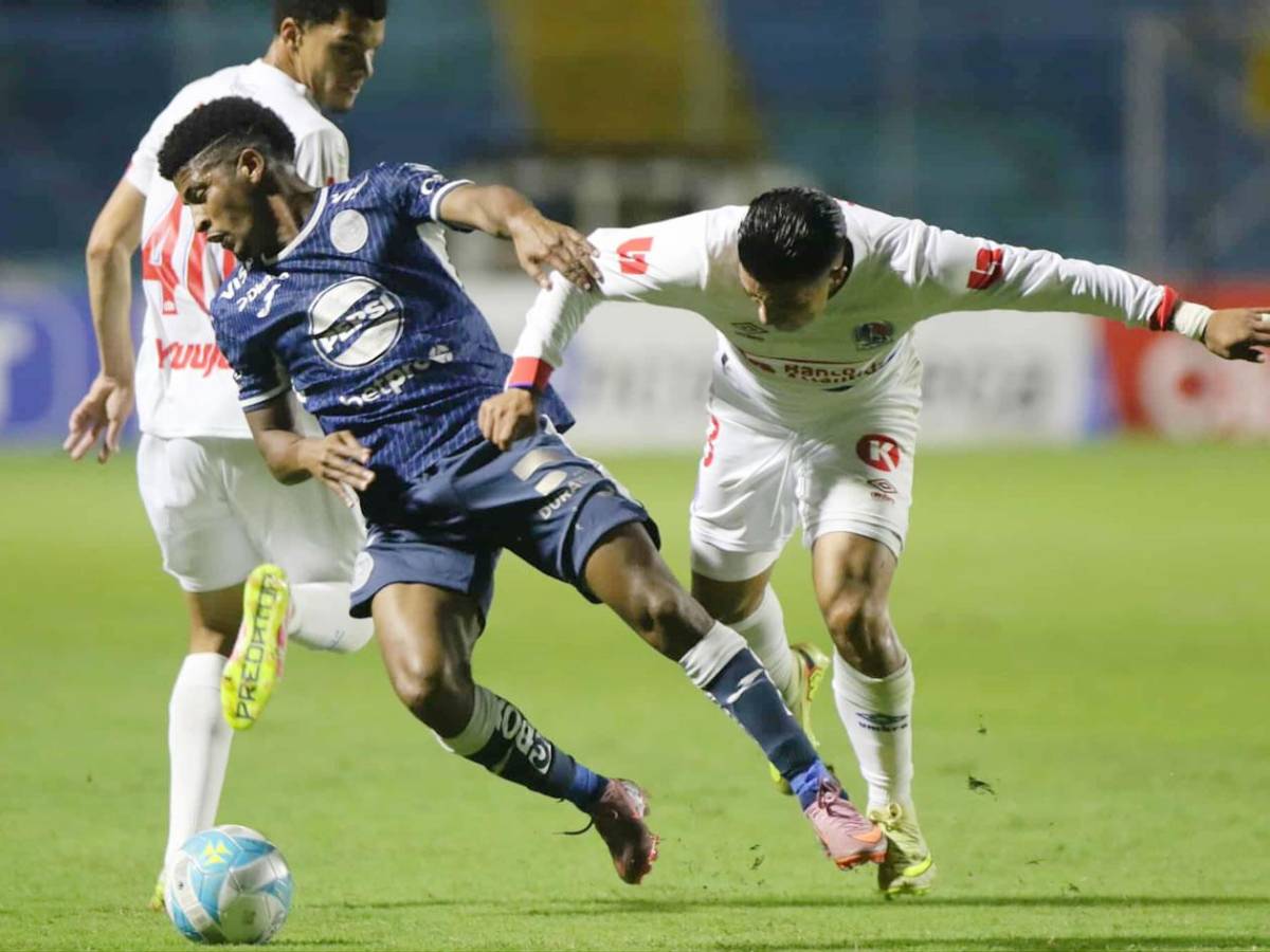 Olimpia destrozó a Motagua, Espinel eufórico, tristeza azul y enfado de Javier López