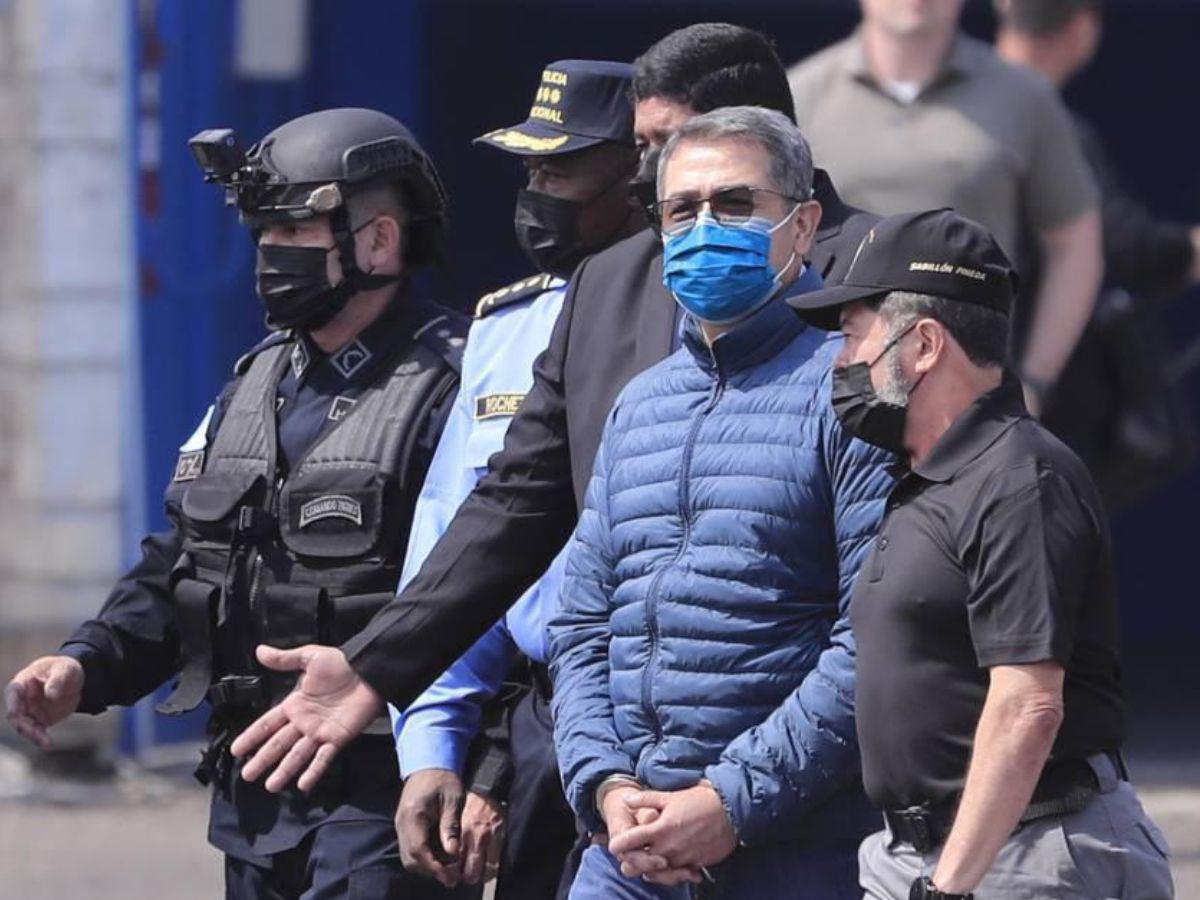 Tekashi revela que durmió junto a Juan Orlando Hernández en prisión