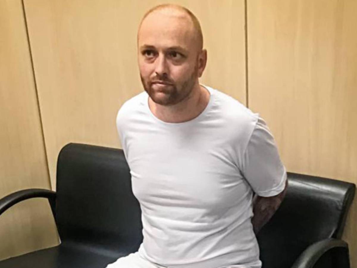 Robinho se hace íntimo de famoso reo: Su plan para sobrevivir en la cárcel