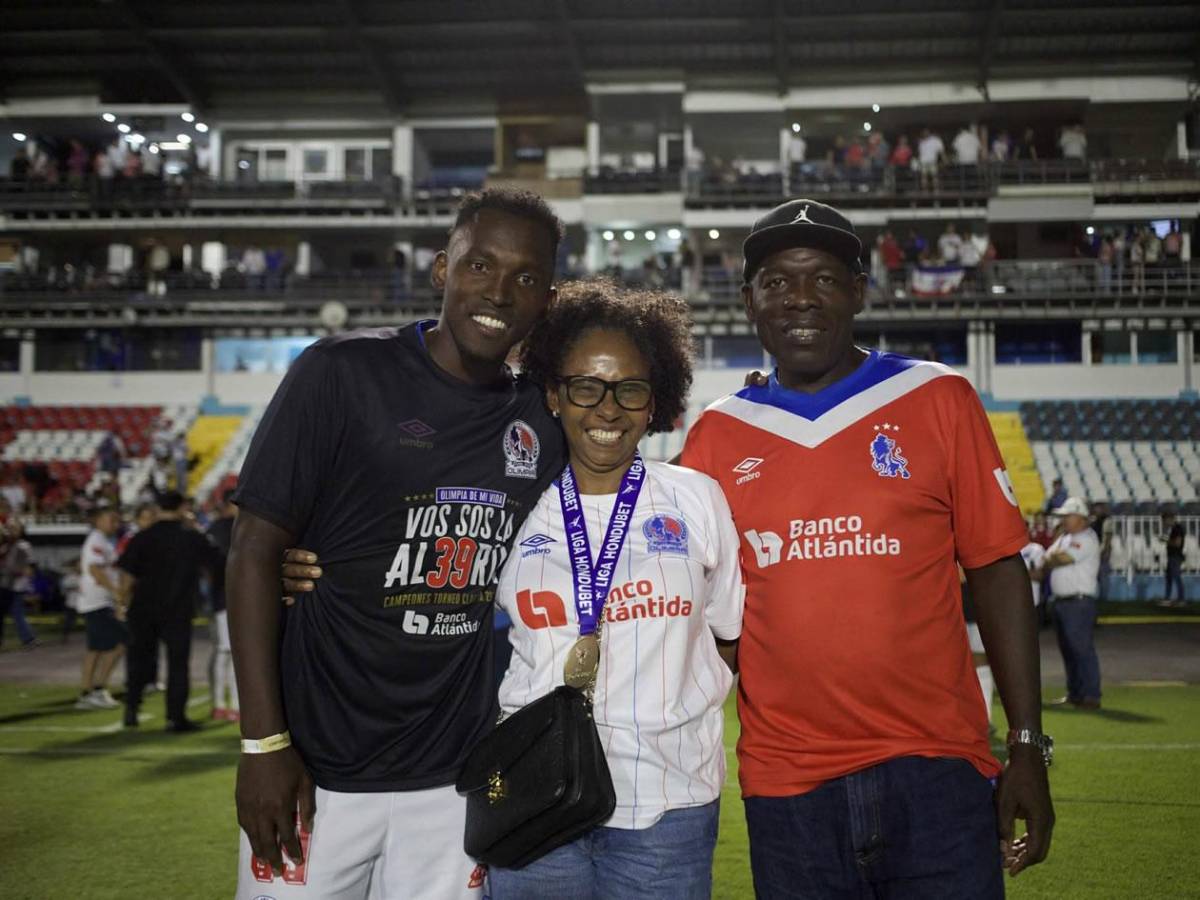 Olimpia festeja título, detalle con Real España, descuido con la copa y a lo Lamine Yamal