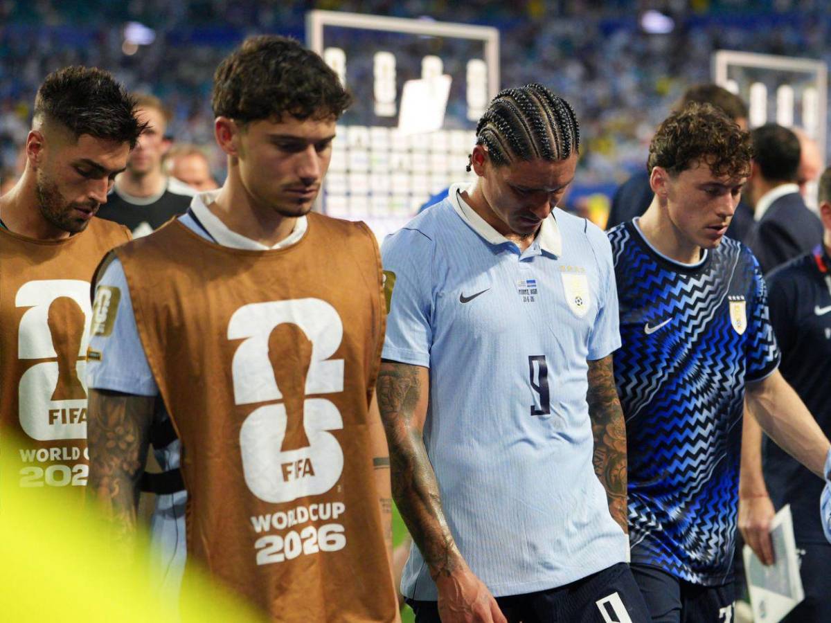 Bielsa señalo a los culpables de la eliminación de Uruguay: “Me dejaron solo”