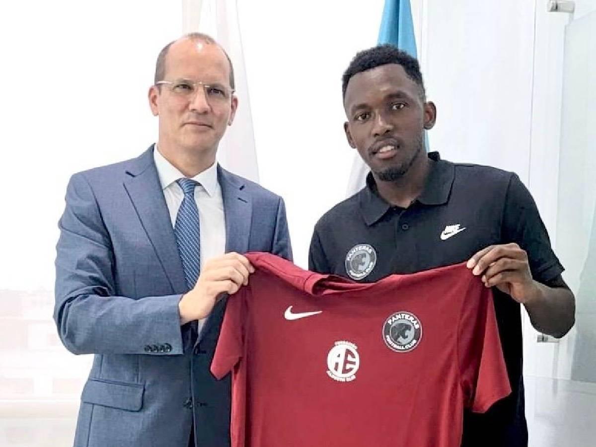 Elis firma convenio con organización internacional: ayudará a más jóvenes de Honduras