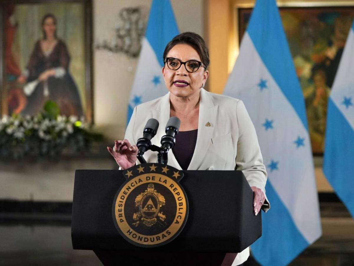 Nasralla lanza advertencia a Xiomara Castro por tratado de extradición