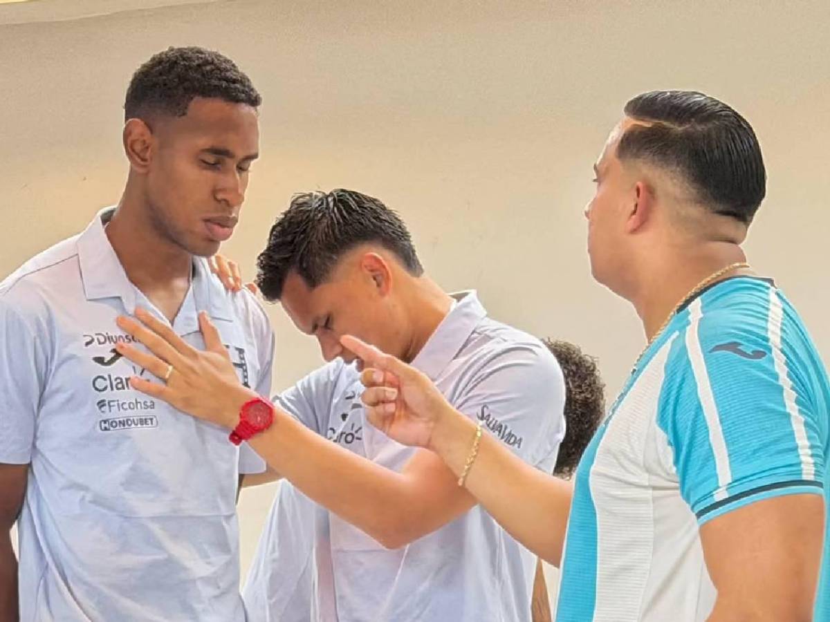 Pastor sorprende a seleccionados de Honduras y anuncia profecía