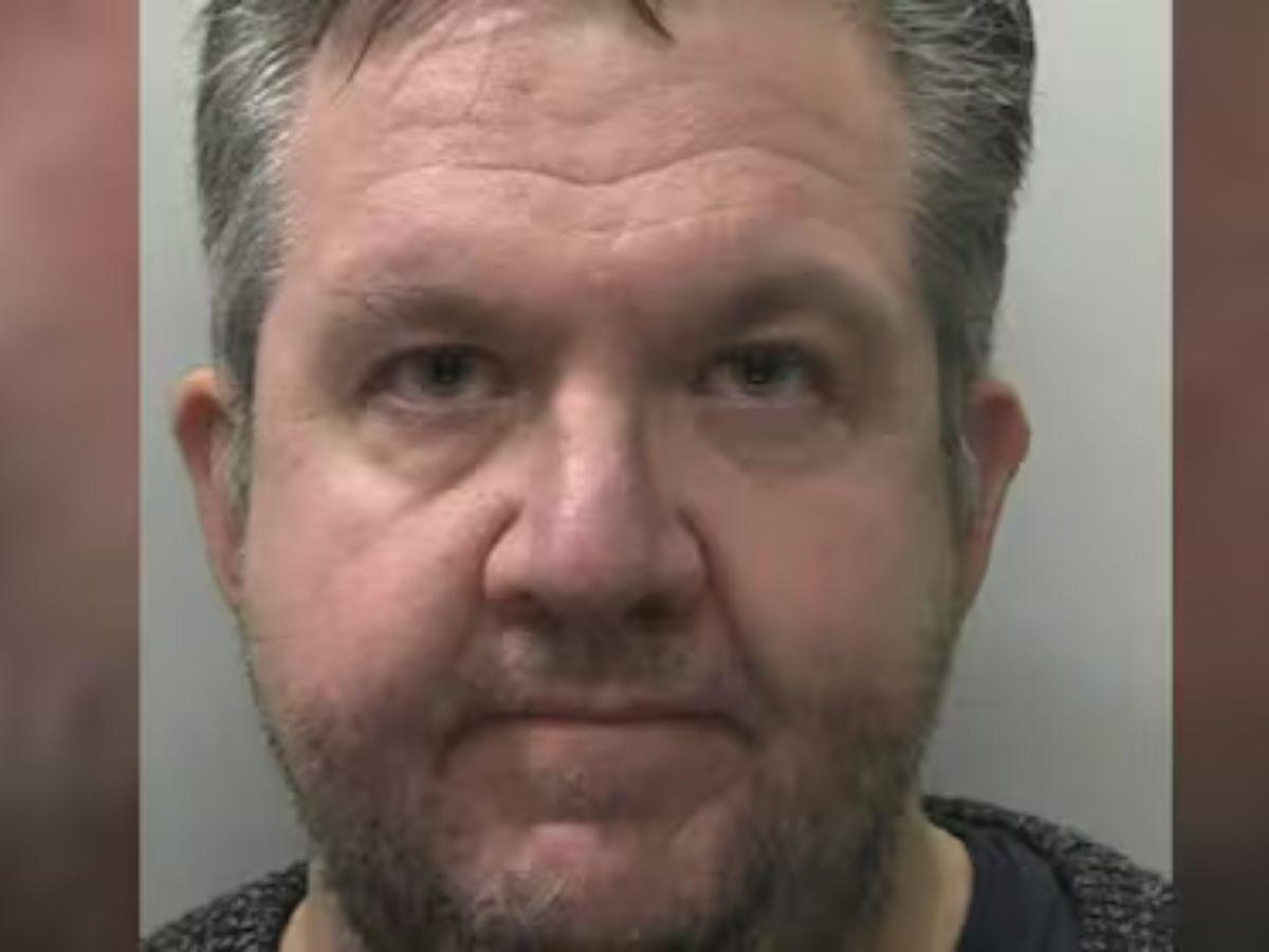 Cirujano se corta las piernas para cobrar millonario seguro