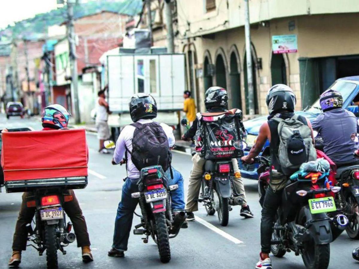 ¿Qué multa enfrentarán los motociclistas que no usen el chaleco reflectante?