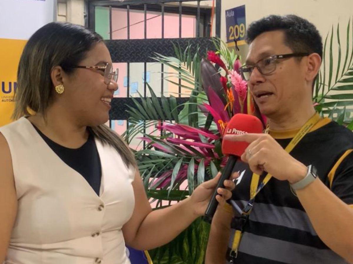 Equipo Periodismo FC presenta uniforme en homenaje al periodista René Gavarrete en Unah-Cortés