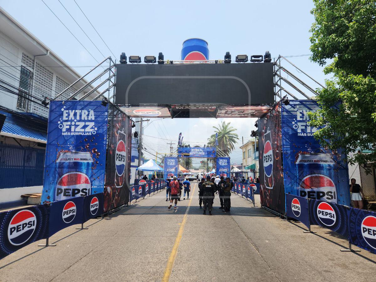 Todo listo en La Ceiba para el majestuoso desfile de carrozas y el Gran Carnaval Internacional