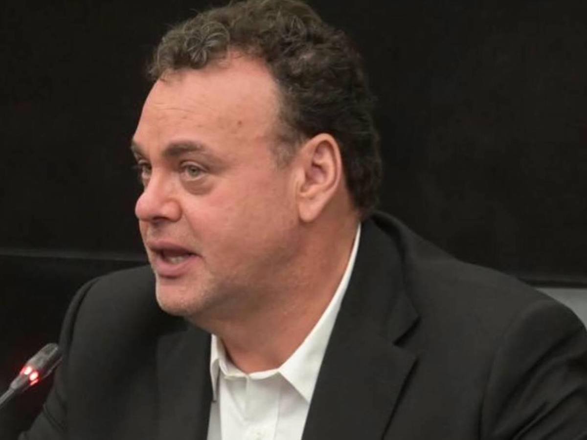Faitelson sorprende con su adiós: “Nuevos emprendimientos me impiden continuar”