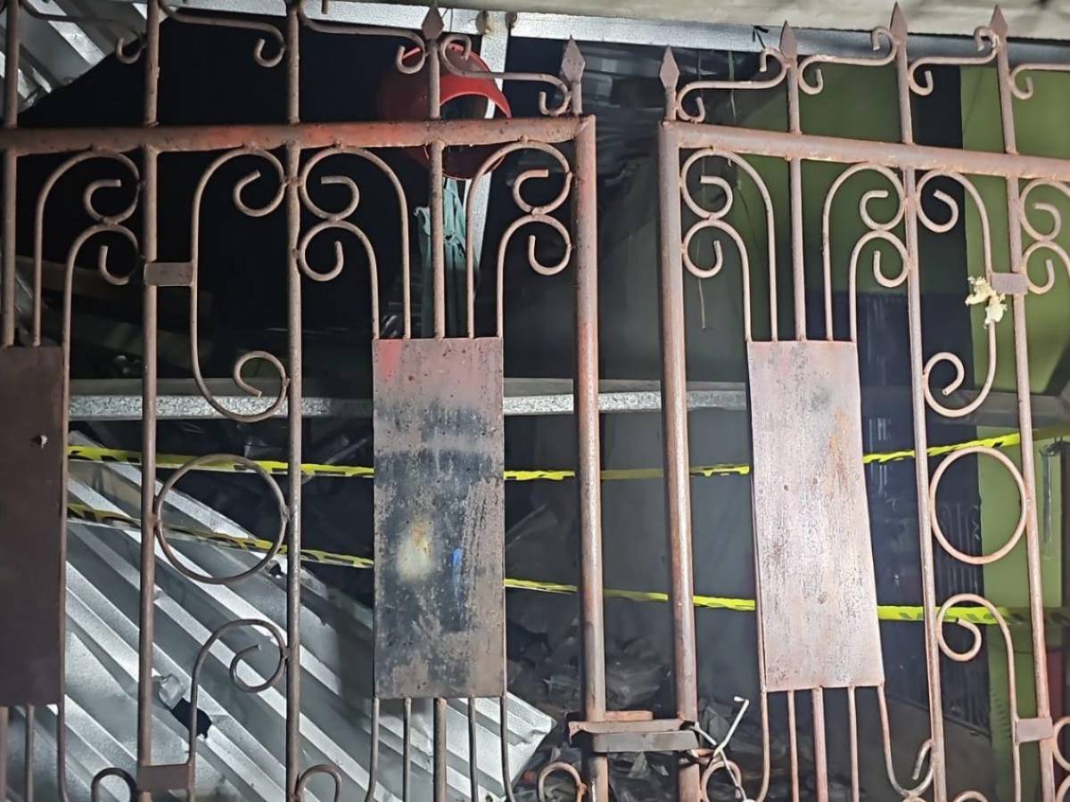 Tragedia en Chamelecón: Las  imágenes de la explosión de pólvora que dejó un muerto y dos heridos