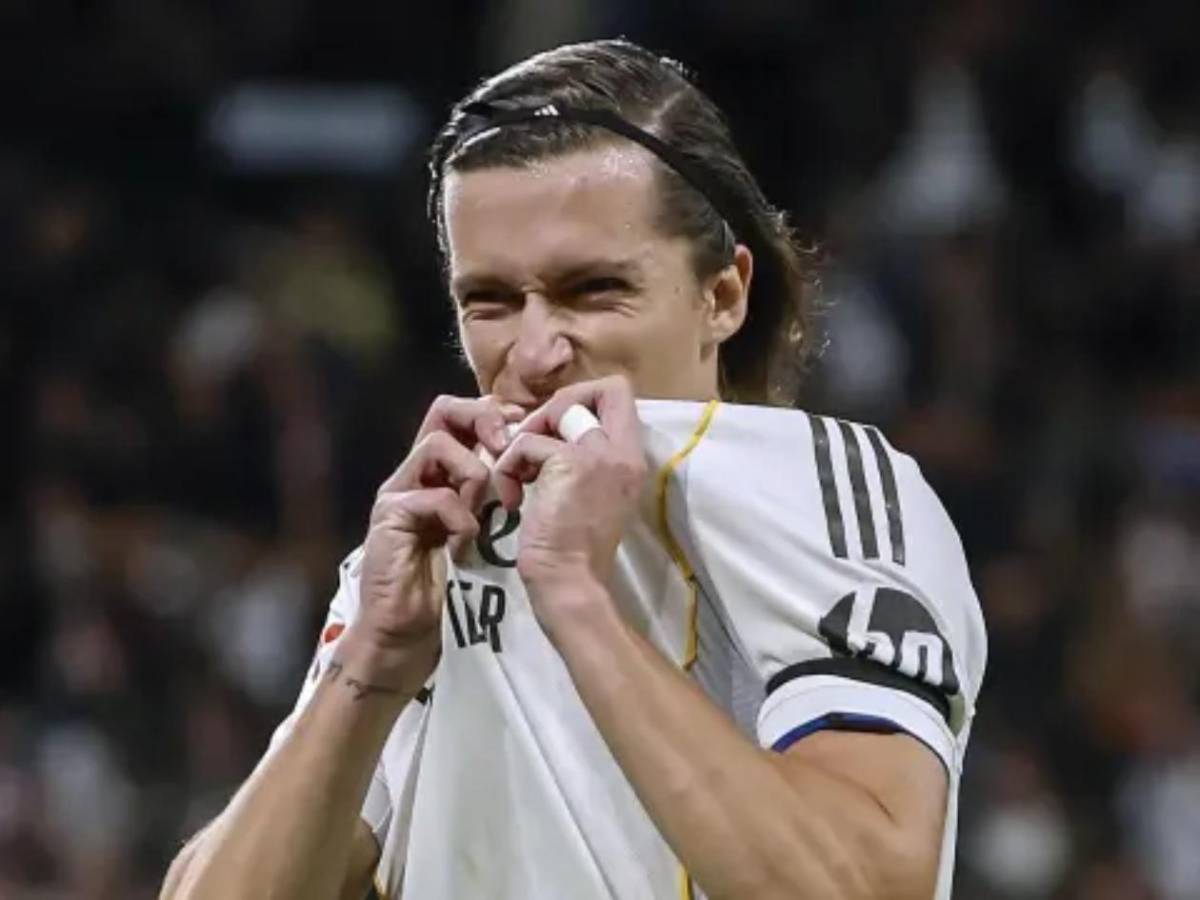 Barcelona sufre otro revés con Julián, decisión de Olise con Real Madrid y Xabi sorprende