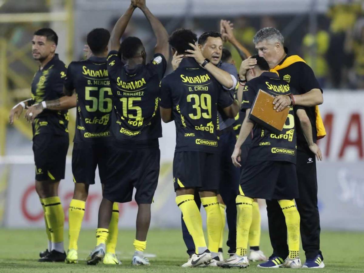 Real España celebra, sufre Motagua y la rubia que cautivó en el Morazán