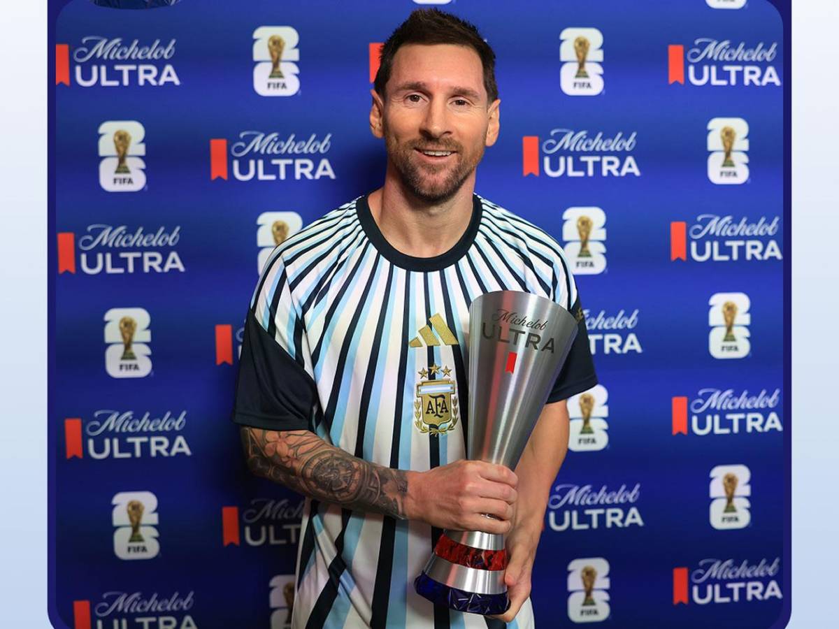 Show de Messi, su llanto, errores del VAR en Argentina - Argelia y Antonela robó miradas