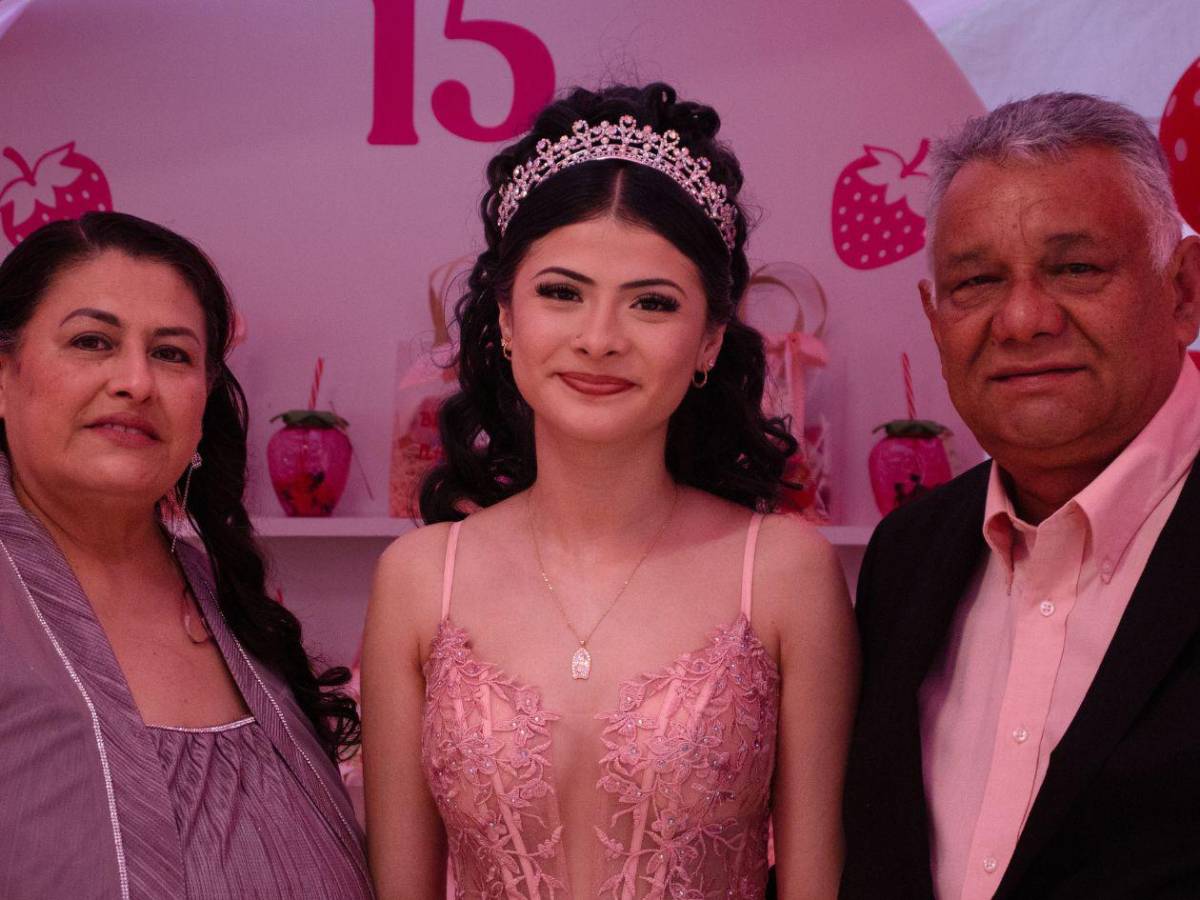 La princesa de la noche: Los quince años de Natalie Nicole