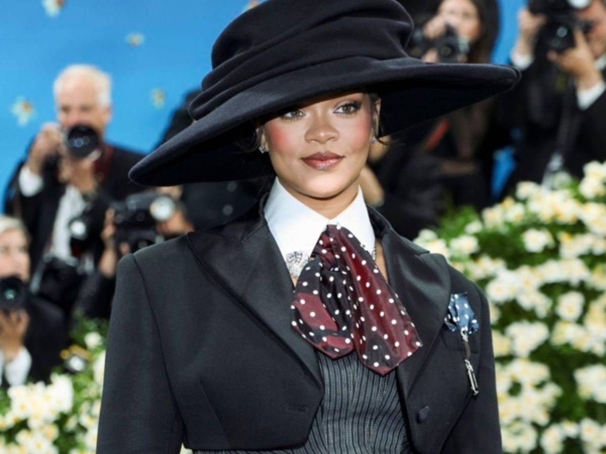 Famosas en la Met Gala 2025: Los mejores peinados y maquillajes