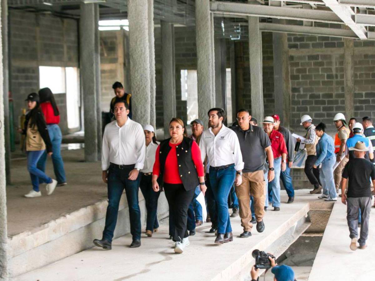 ¿Qué futuro tendrán los hospitales en construcción que deja Xiomara Castro?