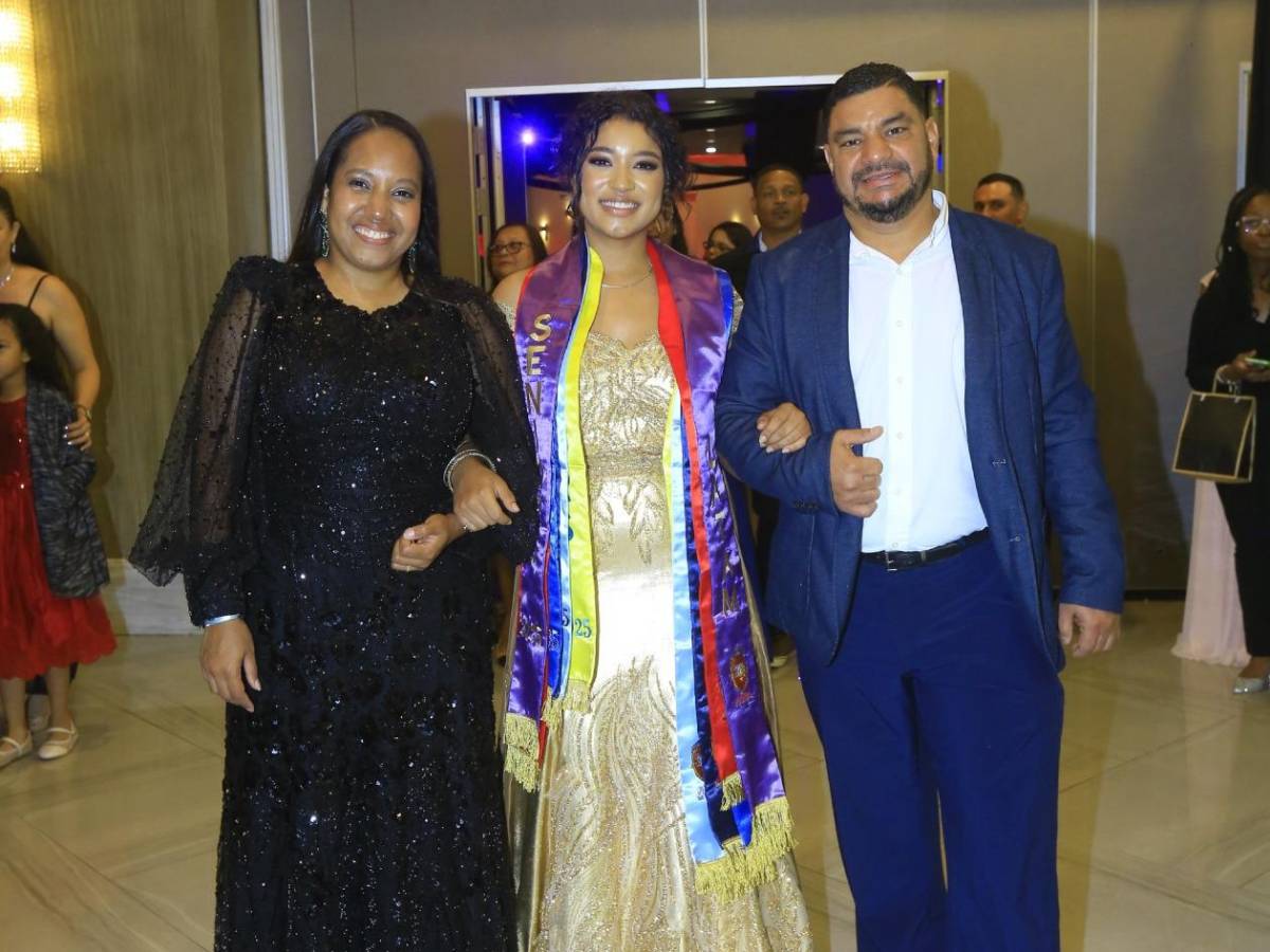 Seniors 2025: Fiesta de graduación de la Happy New Dawn