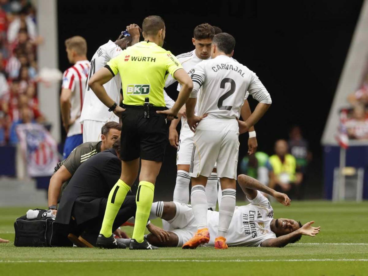 Vinicius con feo gesto, dolor del Real Madrid y llanto de Simeone en triunfo del Atlético