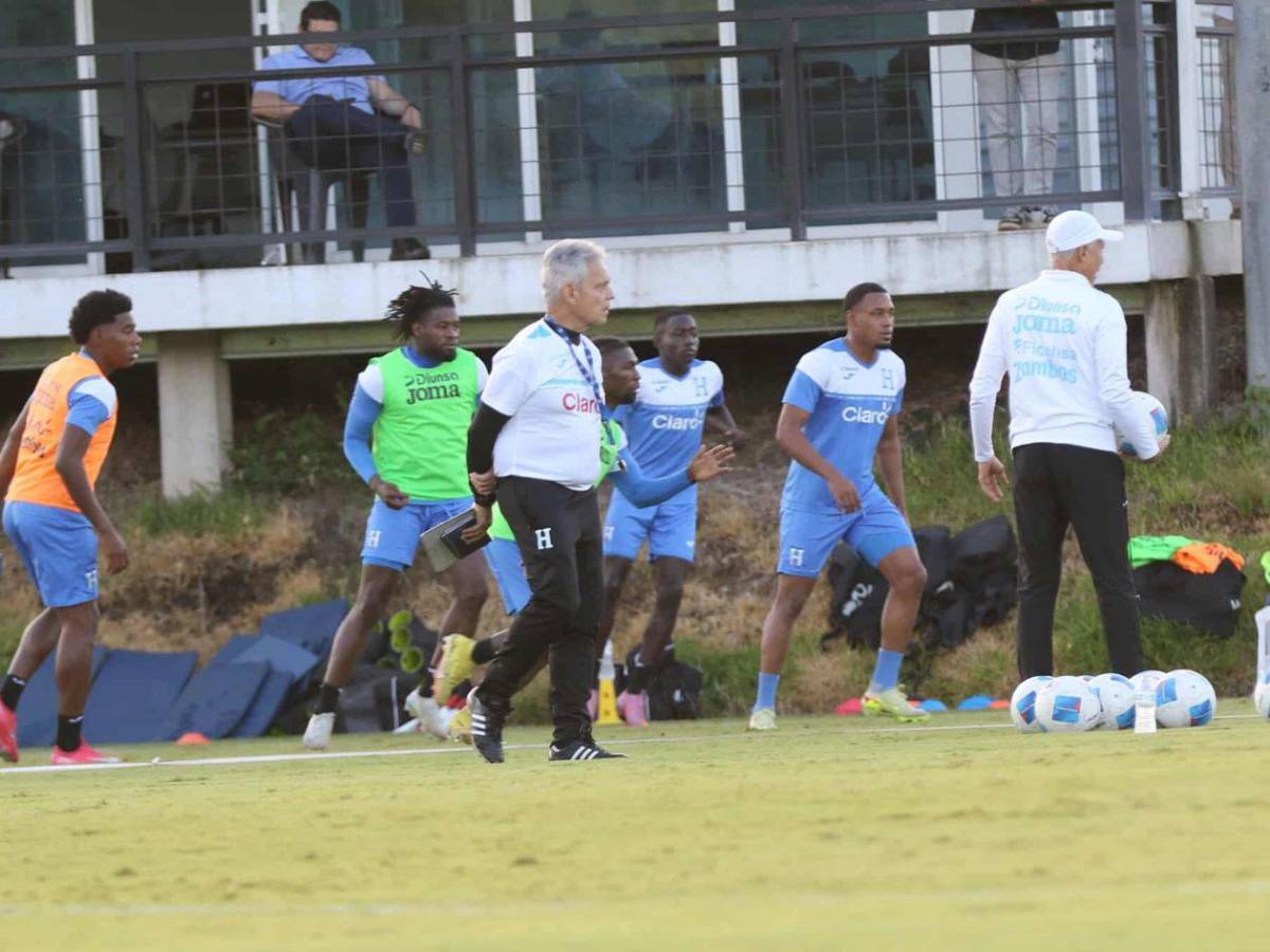 Honduras sigue afinando detalles: Menjivar feliz y jugador llegó de sorpresa