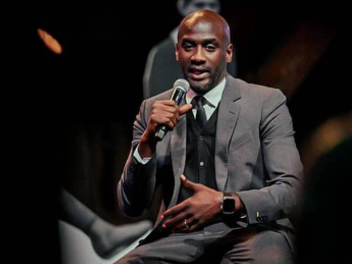 Entrenador es despedido por selección tras clasificarlos al Mundial 2026: Concacaf celebra