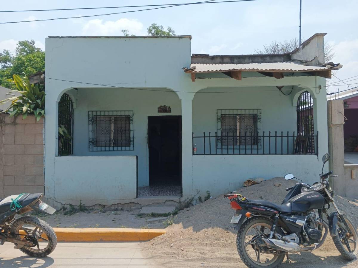 En esta casa funcionan las oficinas de registro en San Esteban, Olancho.