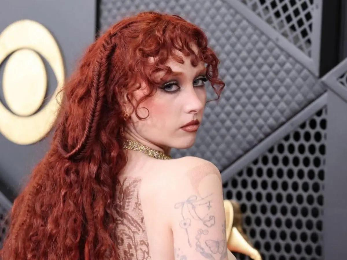 ¿Chappell Roan hizo llorar a la hija de Jude Law? Esto dijo la artista tras la polémica