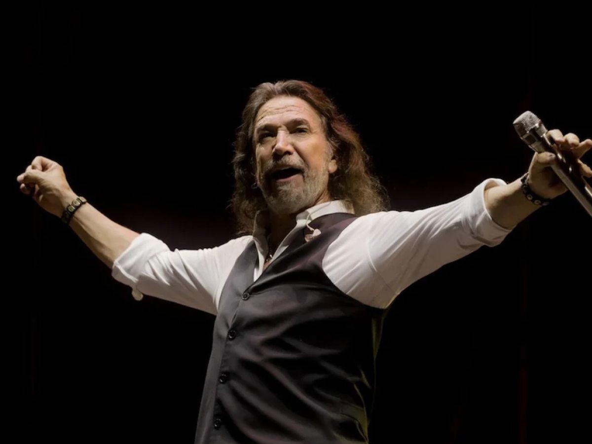 Marco Antonio Solís, devastado tras inesperada muerte de un ser querido