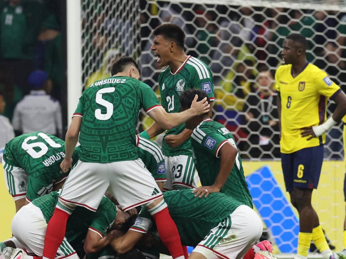México sueña con la Copa del Mundo, queja de Faitelson y recuerdan a Honduras