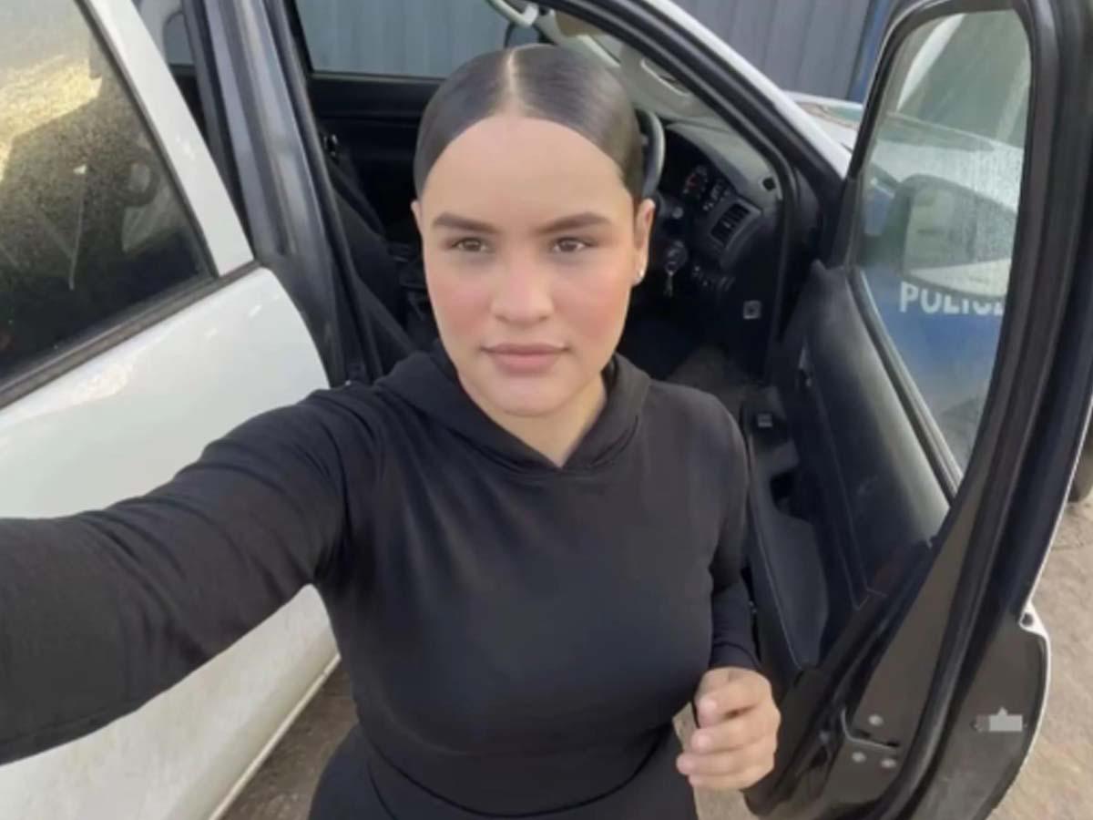 Dan de baja a policía Victoria Irías por hacer videos de TikTok con uniforme