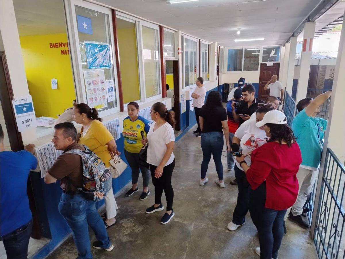 Los políticos y figuras que ejercieron el voto en La Ceiba