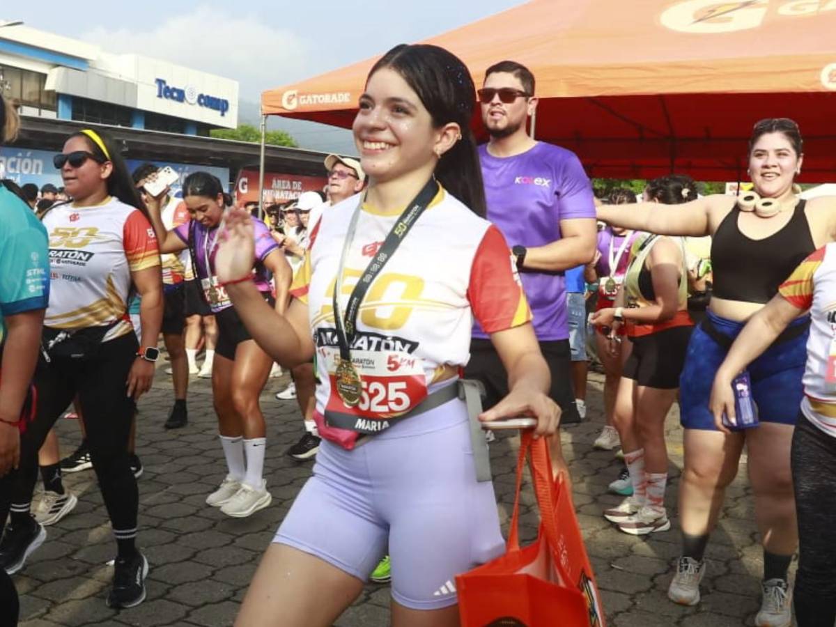 Una Miss sorprendió: Las bellas mujeres de la 50 Maratón LA PRENSA-Gatorade
