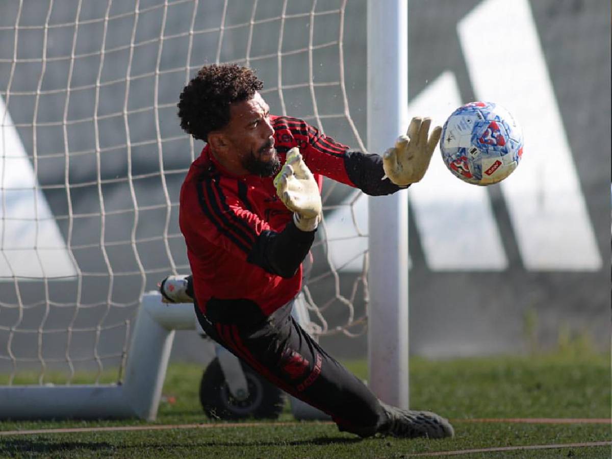 ¿Qué fue de Vozinha? El motivo que frena su debut en nuevo equipo tras el Mundial
