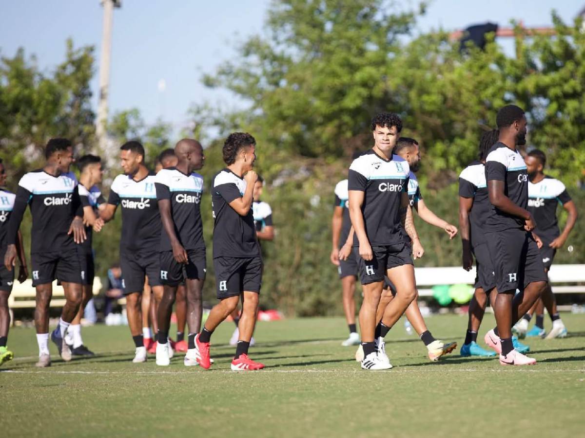 Futbolista fue rapado en la Selección de Honduras: sorprendió con su look
