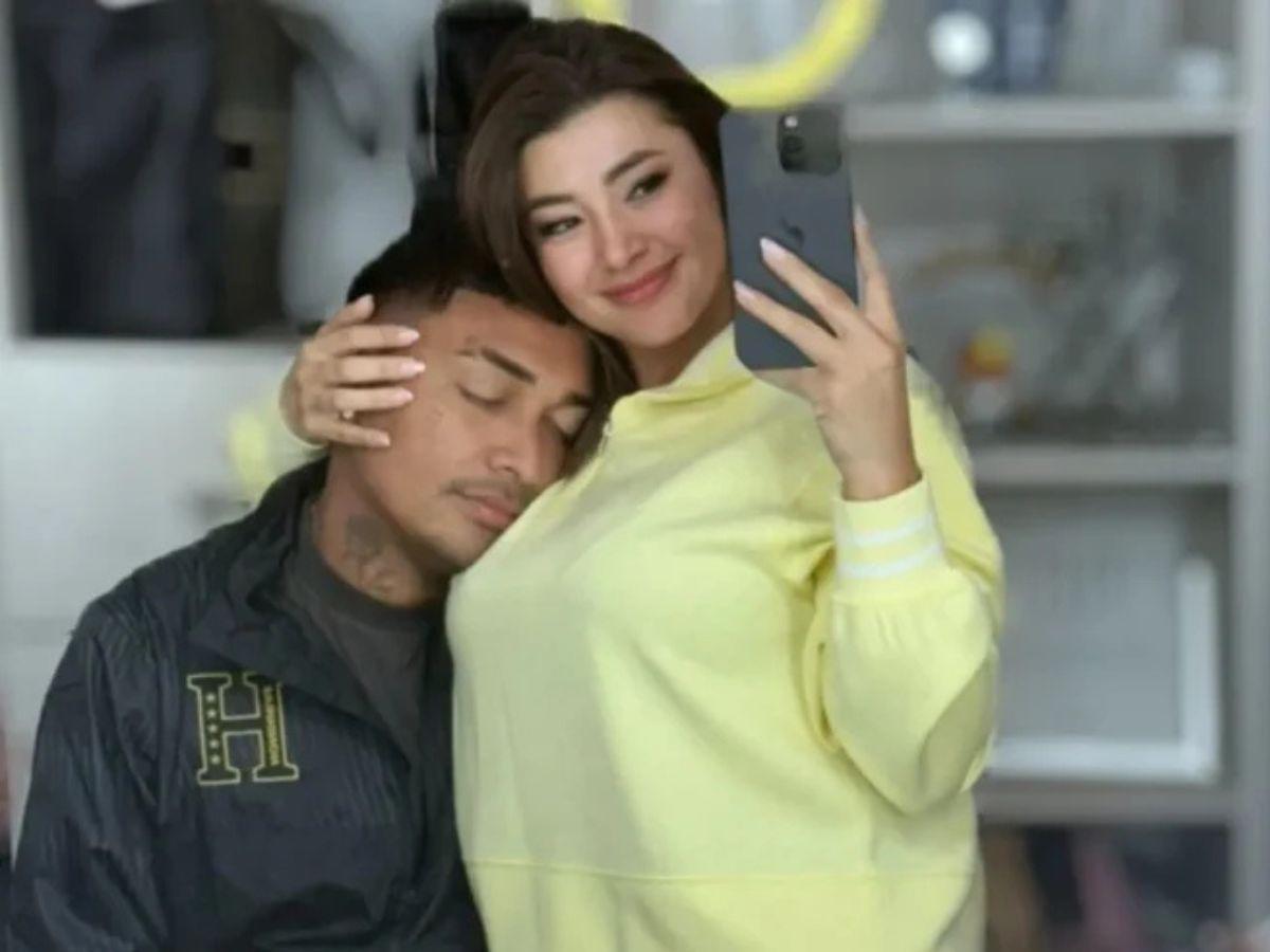 Supremo envía enorme regalo a Milagro Flores por sus cuatro meses conociéndose