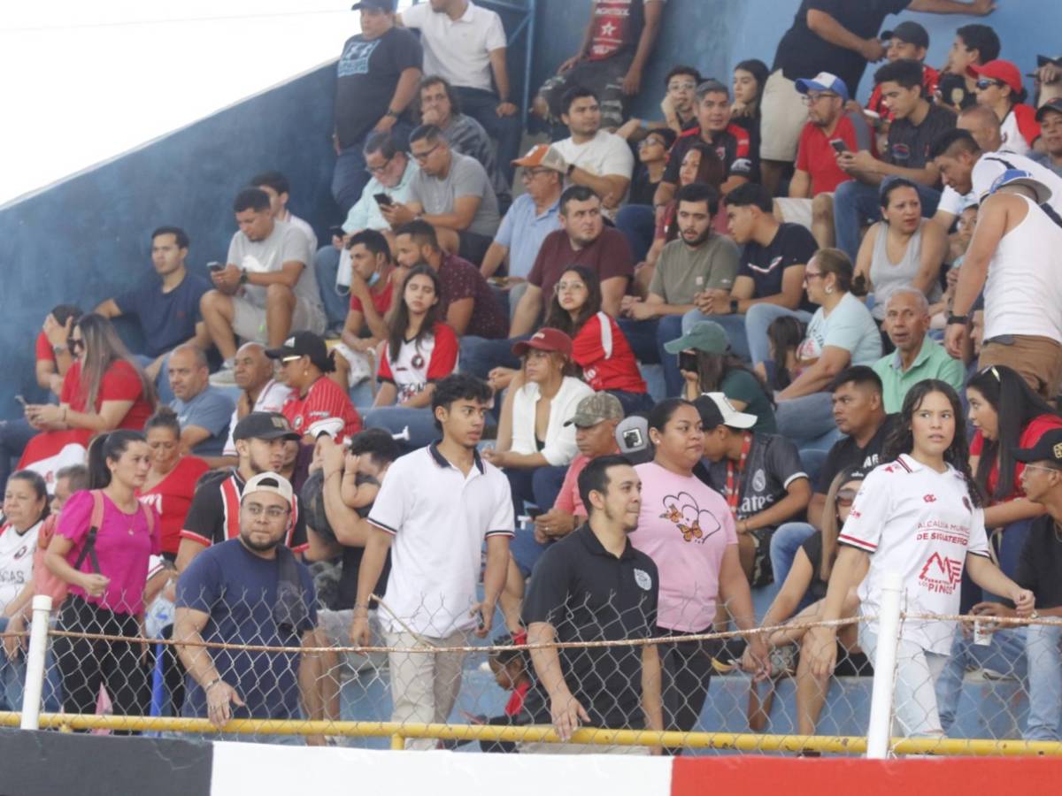 Final Liga de Ascenso: Dos madres sorprenden y no se pudo jugar por impensado motivo