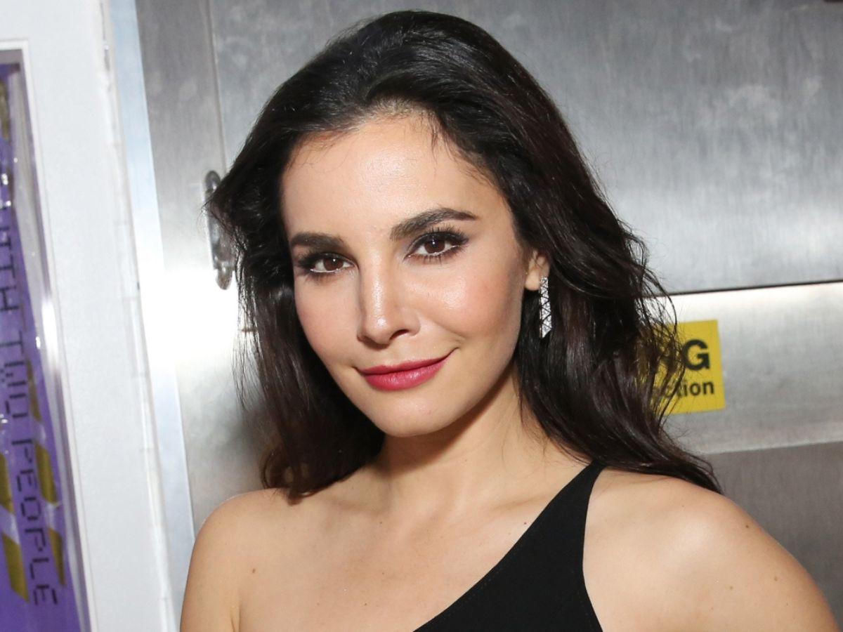 Martha Higareda rompe el silencio y responde a quienes la llaman “mentirosa” por sus anécdotas