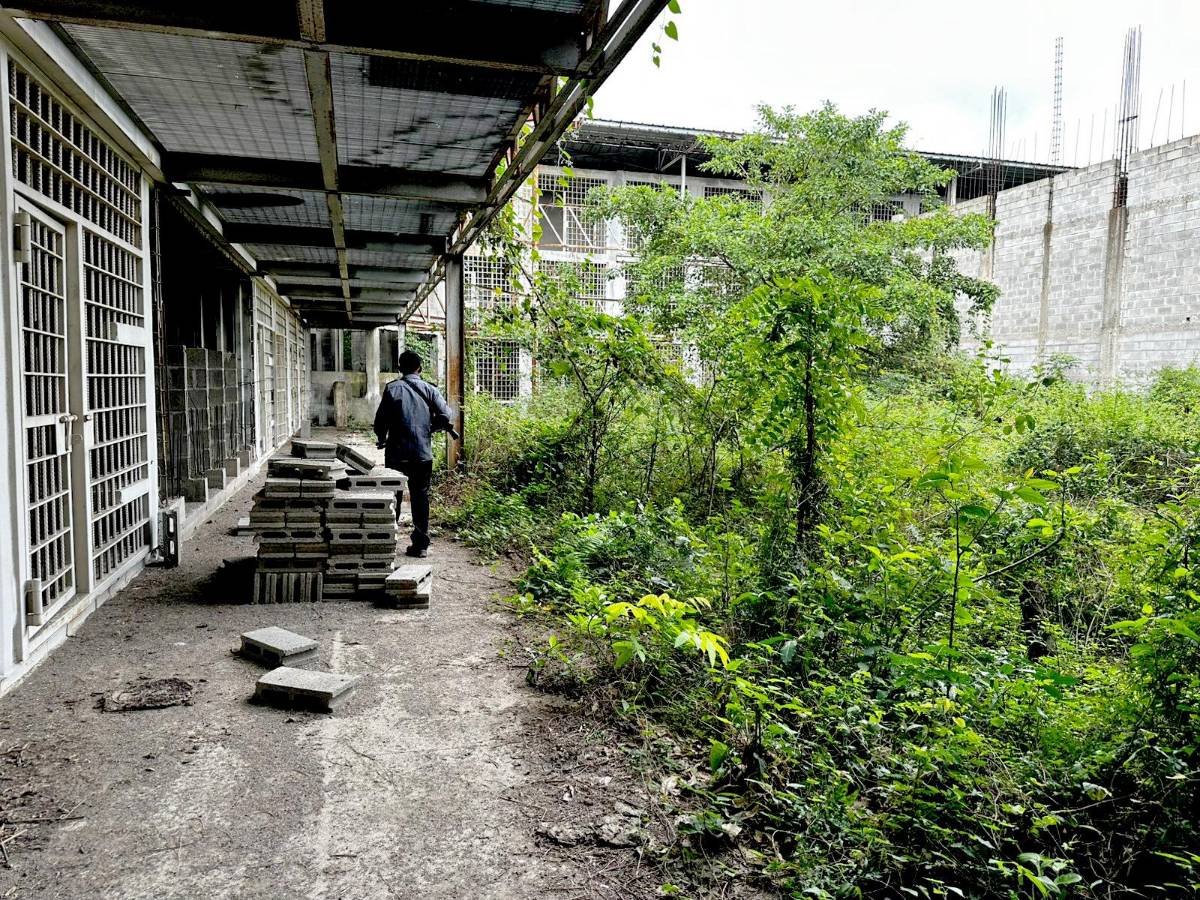 La cárcel de La Acequia debe terminarse y utilizarla