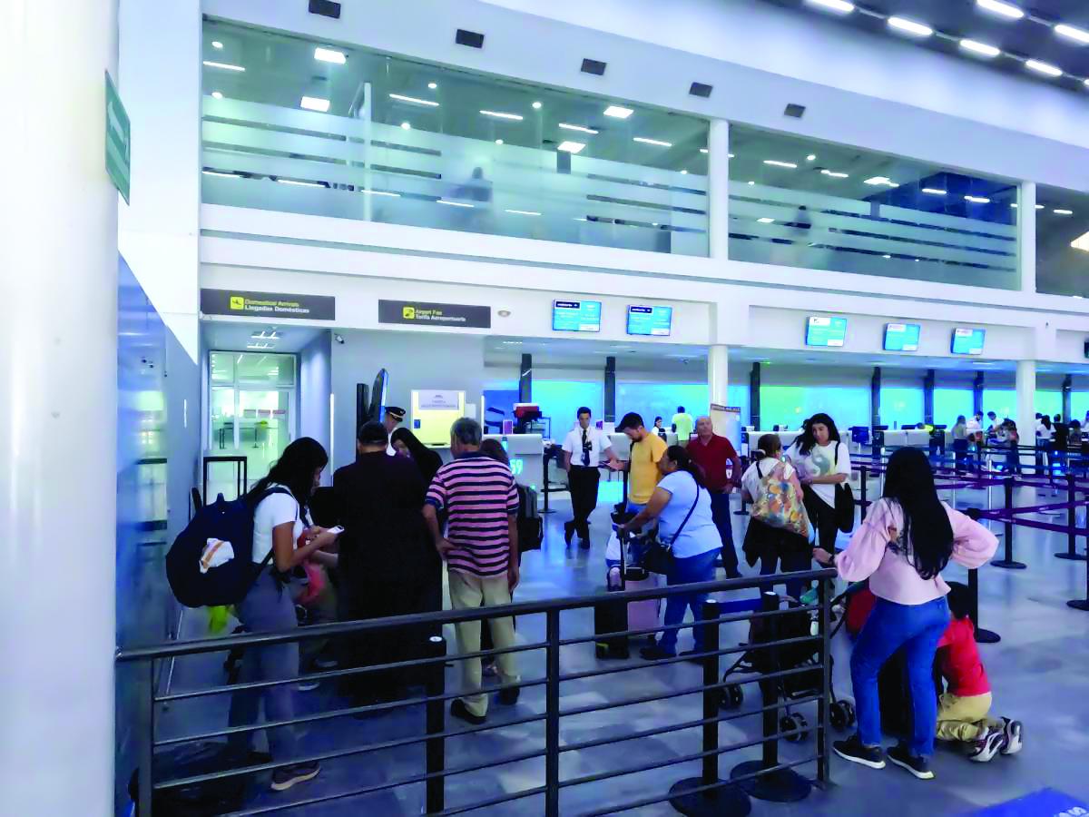 CA se vende como destino turístico en la Fitur 2025