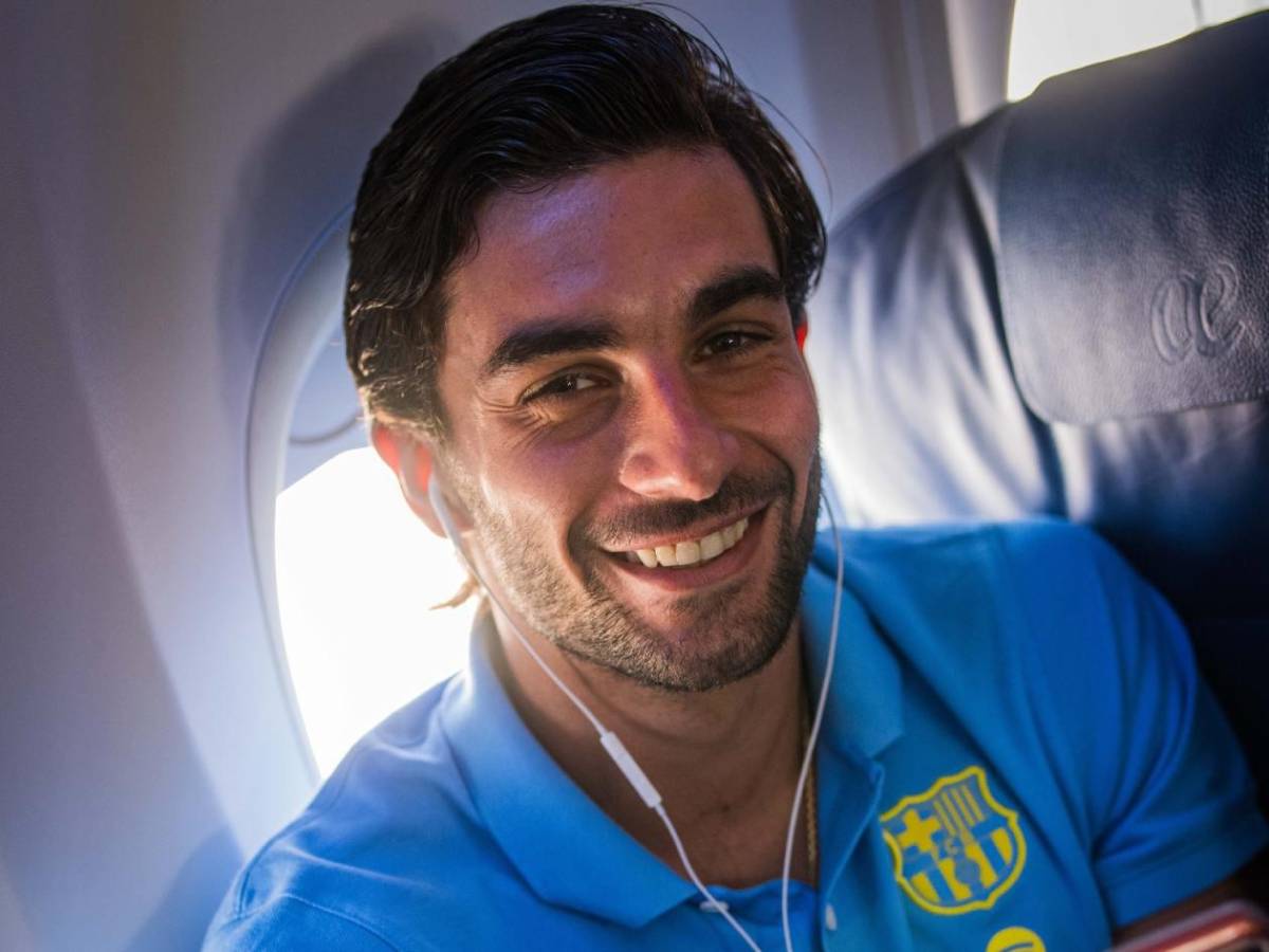 Barcelona se cansa y pone en venta a dos futbolistas: Asombro con uno