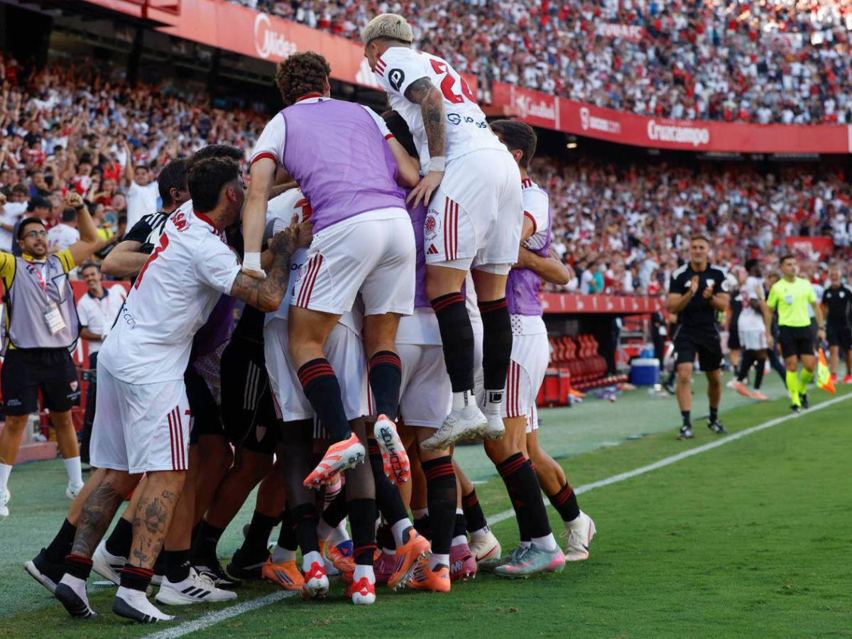 El Barcelona vivió pesadilla, polémica, increíble fallo de Lewandowski y furia de Flick