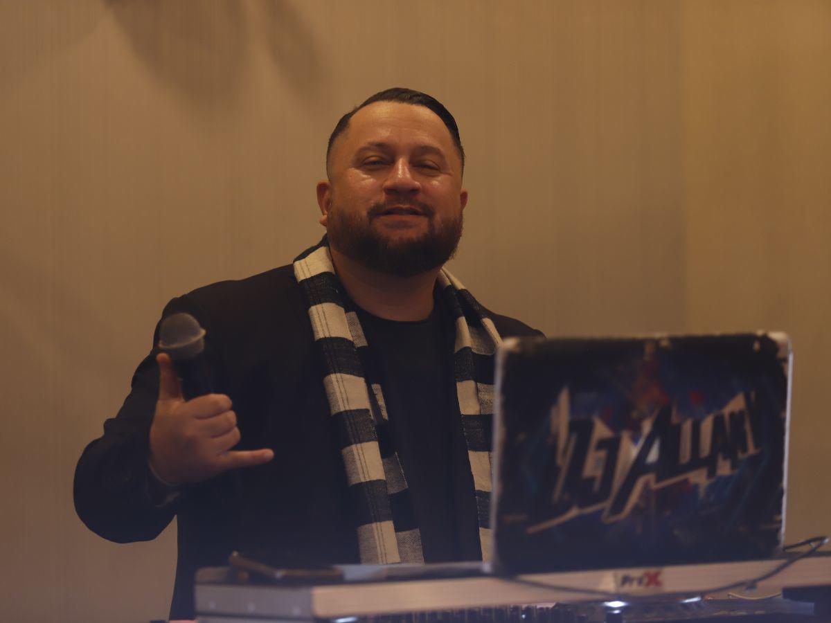 Cofisa celebra su tradicional cena navideña con una elegante temática Circus