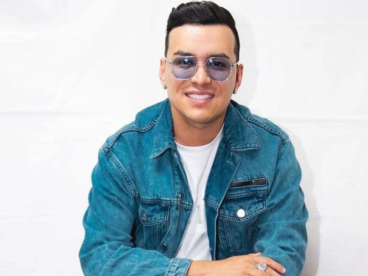 Muere querido cantante de música regional en fatal accidente de avioneta