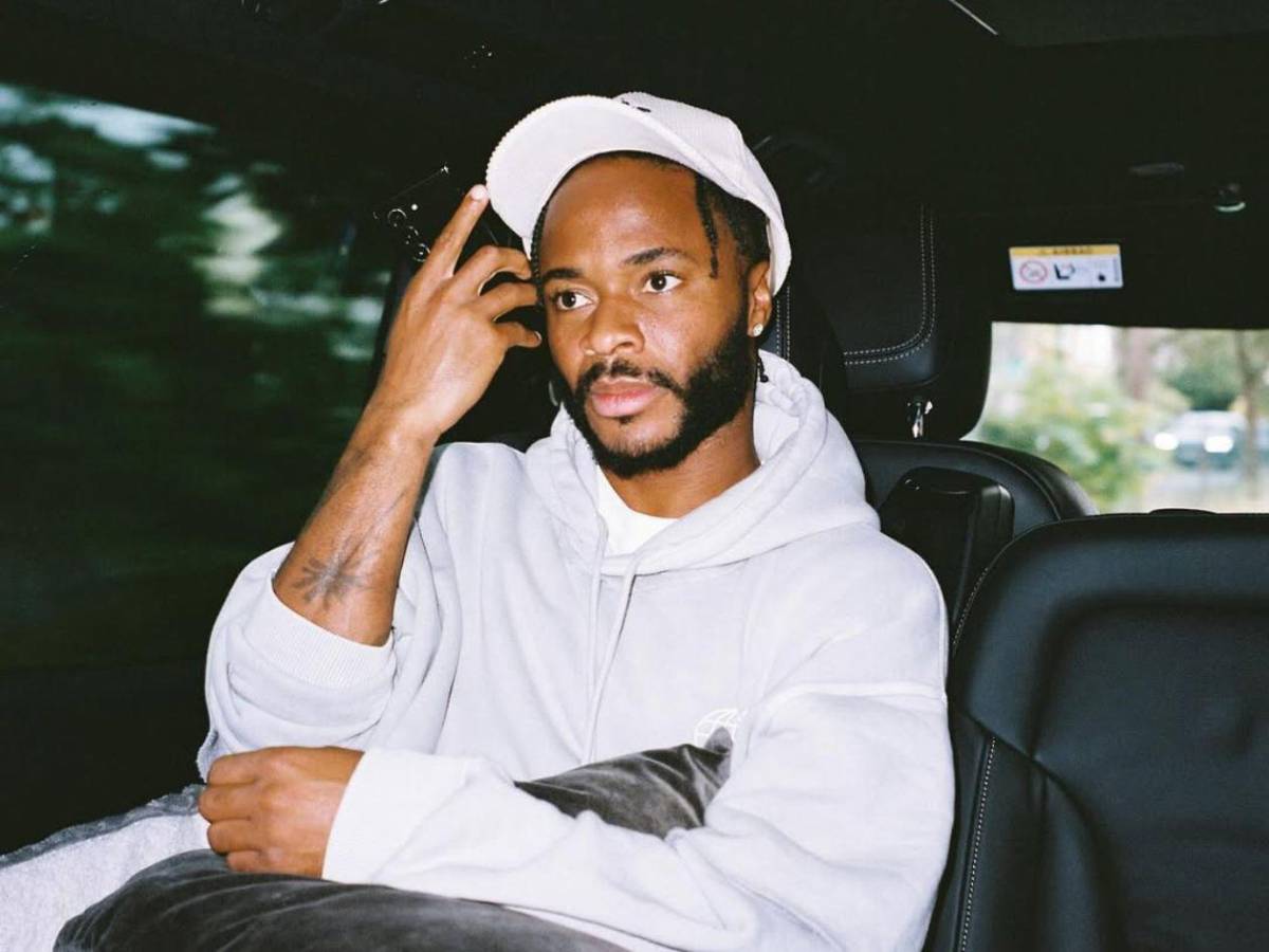 El delantero Raheem Sterling sufre un robo en su casa: así se defendió