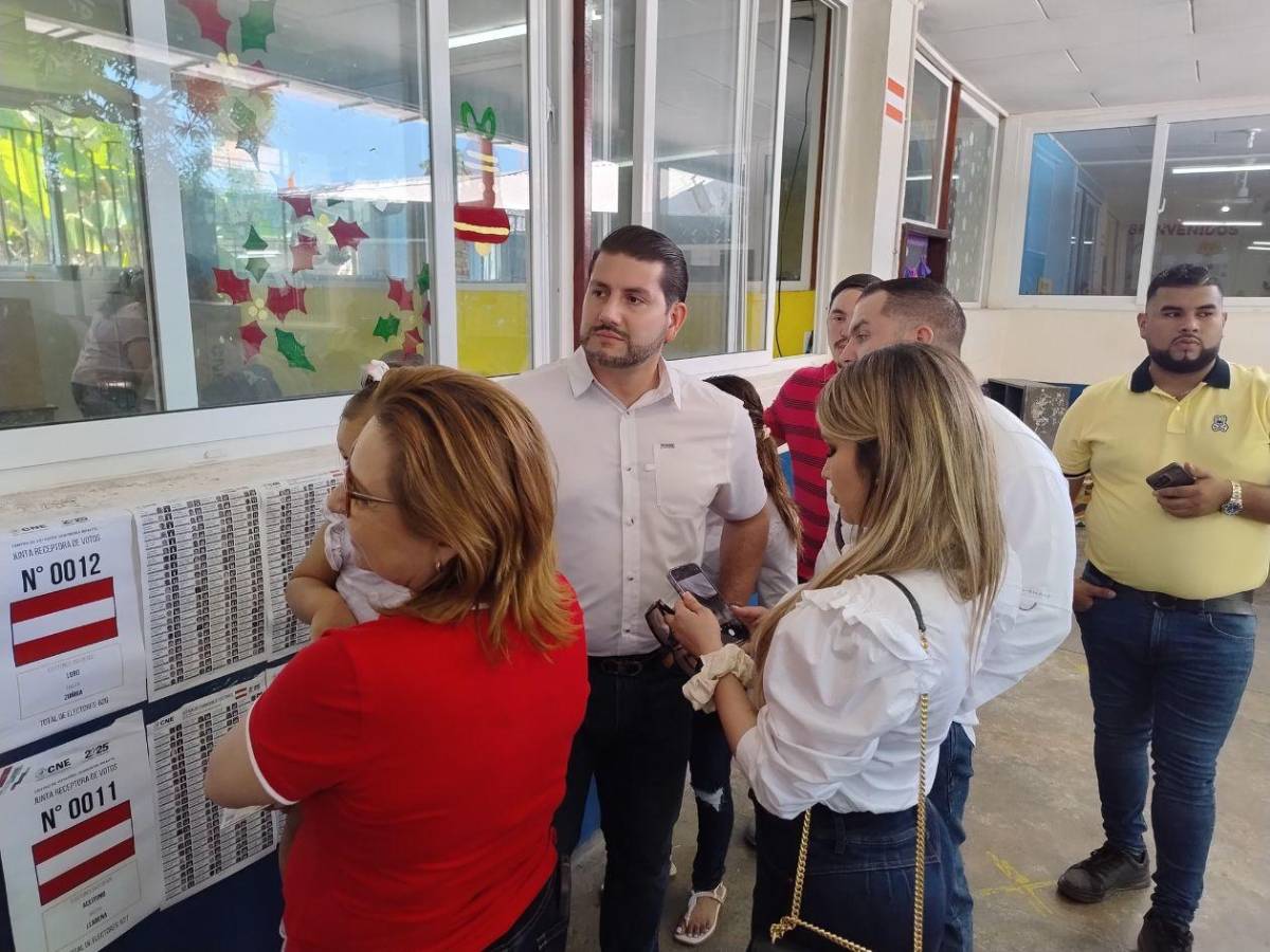 Los políticos y figuras que ejercieron el voto en La Ceiba