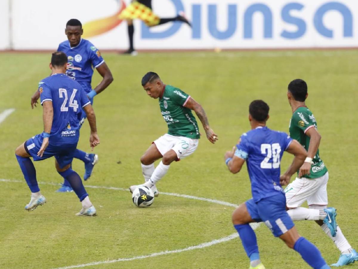 Sufrimiento de Marathón, jugador rompió en llanto, héroe inesperado y Victoria festeja