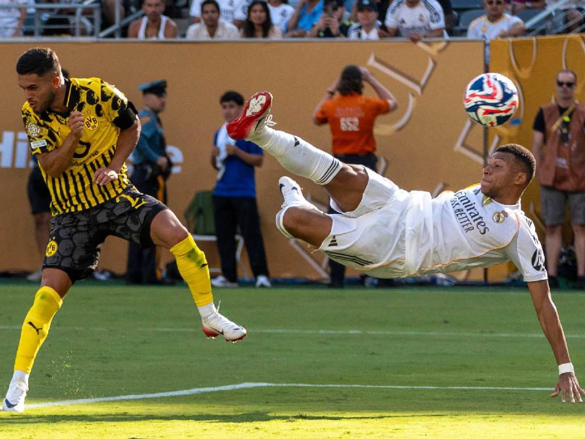 Mbappé: desvelan el curioso motivo que lo mandó al hospital en Estados Unidos