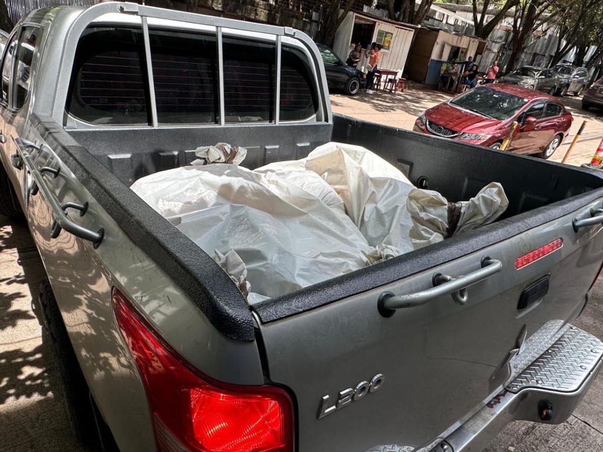 Víctimas de masacre en Olancho eran parientes de reconocido alcalde: así retiraron sus cuerpos