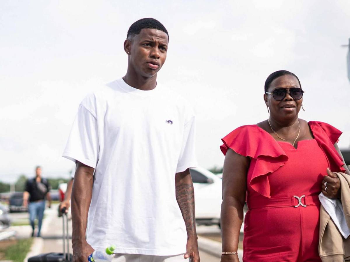 ¿Qué tiene que ver Vinicius con Julián Martínez y su fichaje por Europa?